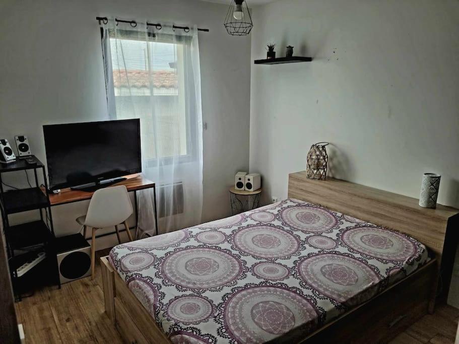 Maison Individuelle Cloturee Villa Coutras Ngoại thất bức ảnh