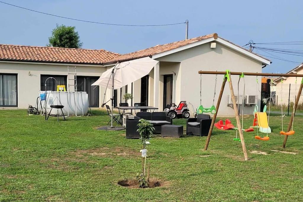Maison Individuelle Cloturee Villa Coutras Ngoại thất bức ảnh